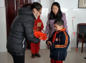 新春送温暖  爱心一帮一
——中国文字博物馆妇委会慰问贫困儿童