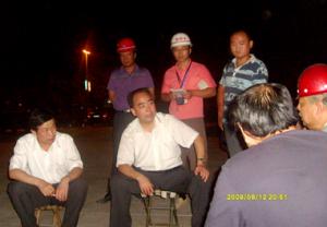 李宏伟副市长深夜前往我馆建设工地视察指导工作