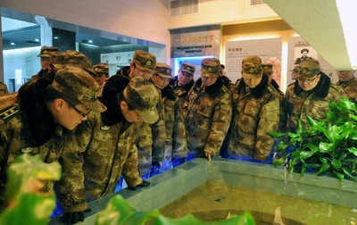 河南省军区副司令员宋中贵莅临我馆视察