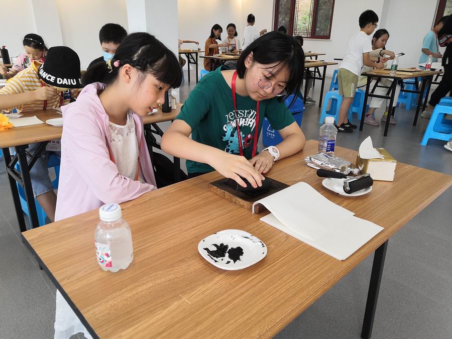 调整大小 c05279f96a1251109b9b75cbeec637a