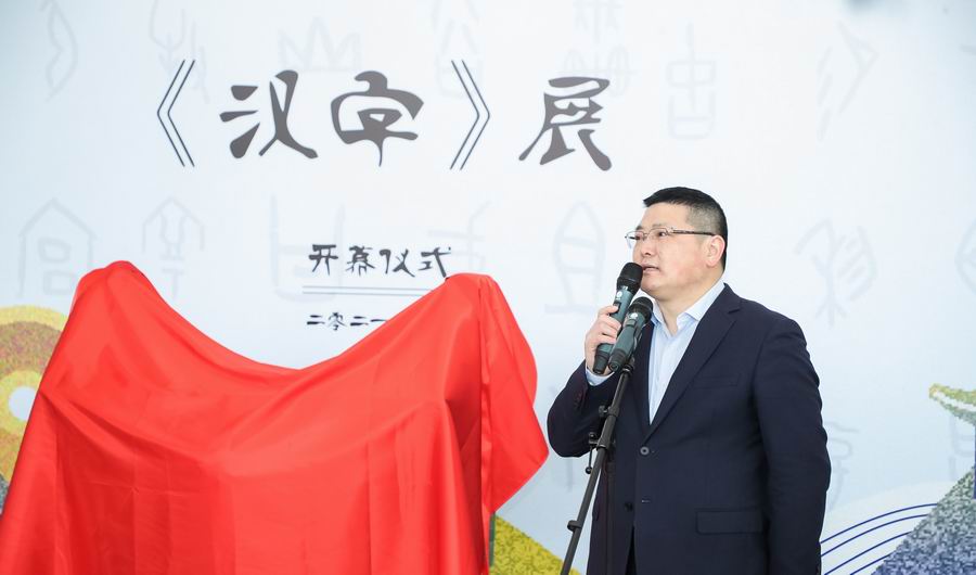 调整大小 2