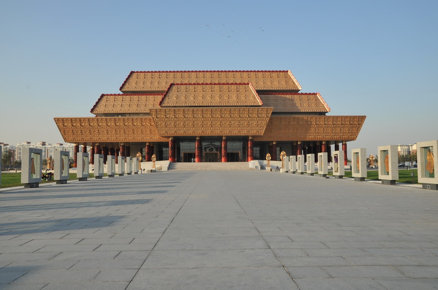 调整大小 主体馆正面.JPG